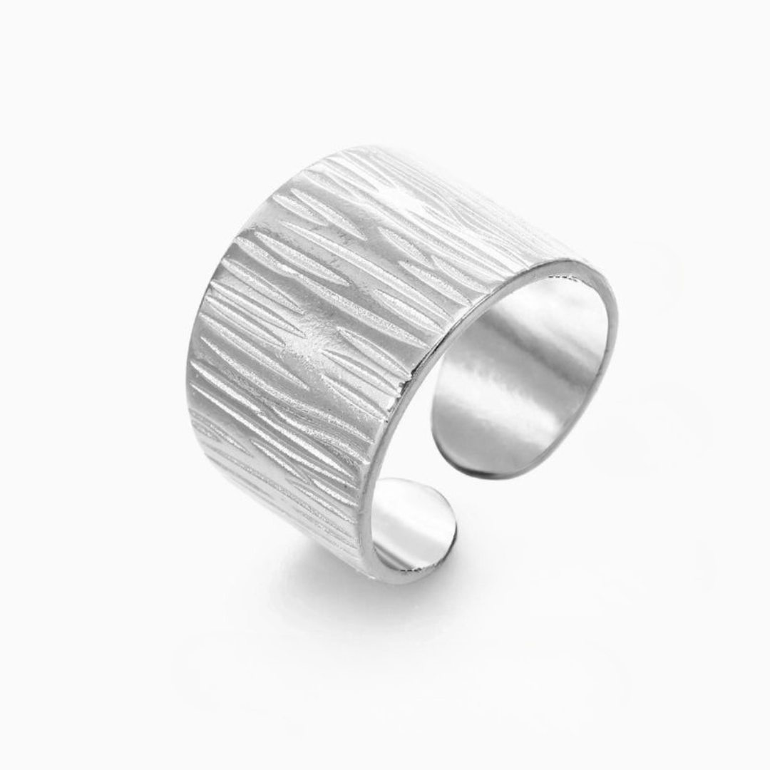 Adjustable Wide Etched Ring