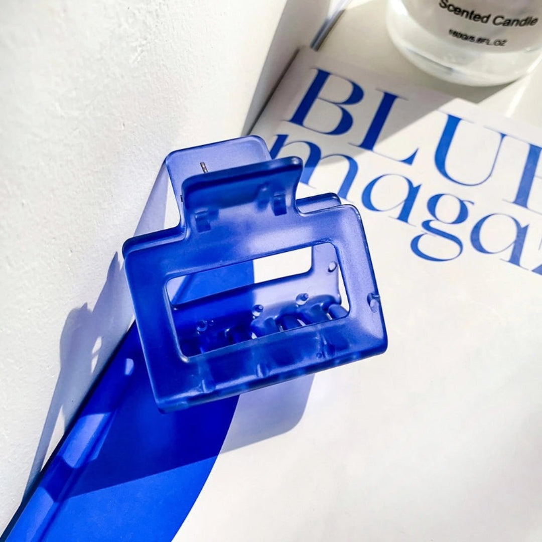 Transluscent Hair Claw