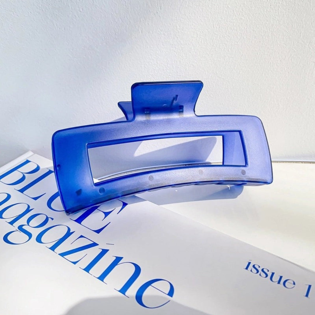 Transluscent Hair Claw