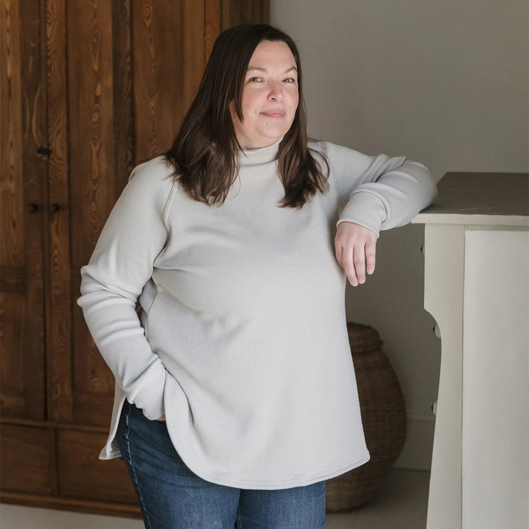 Classic Dusk Sweater | Stone