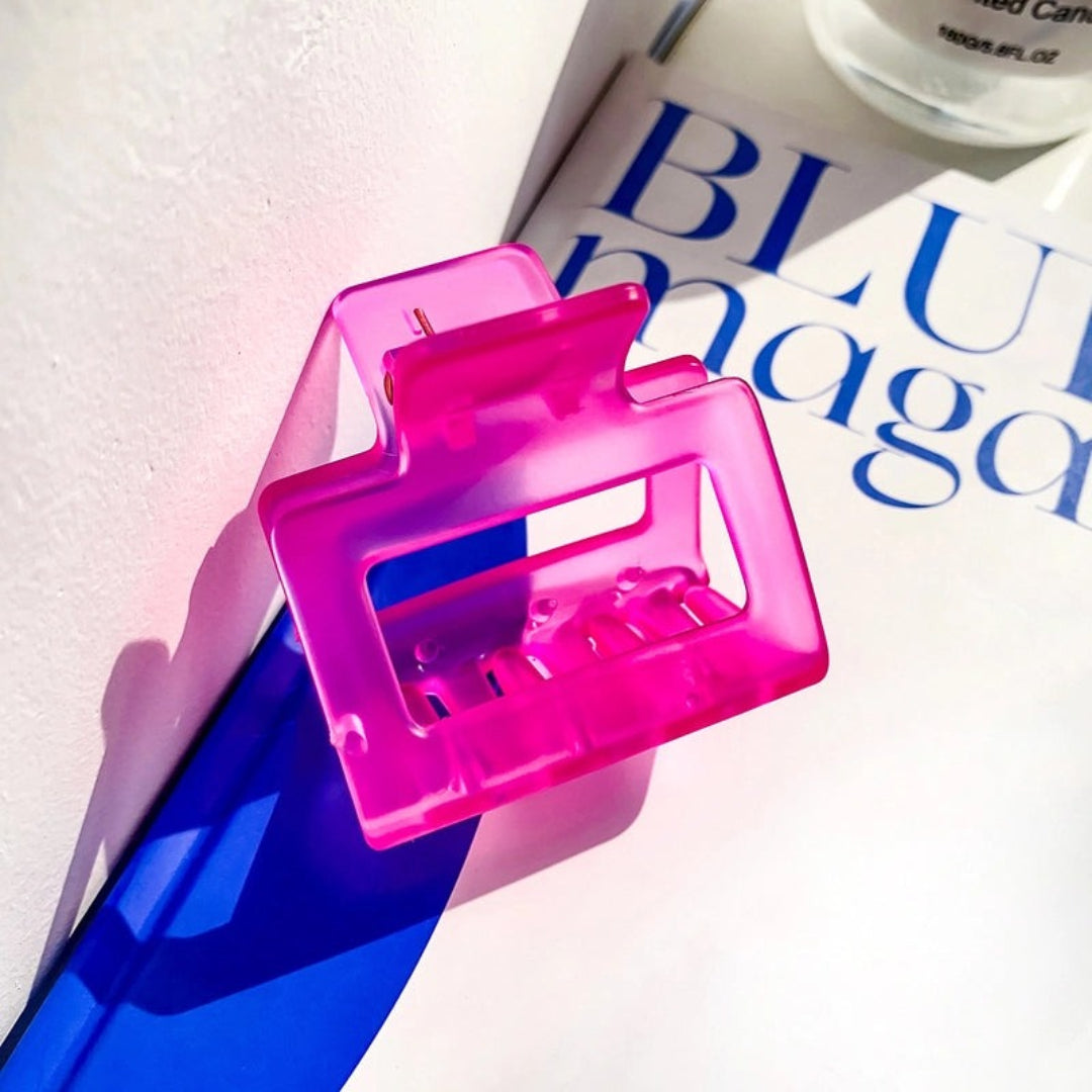 Transluscent Hair Claw