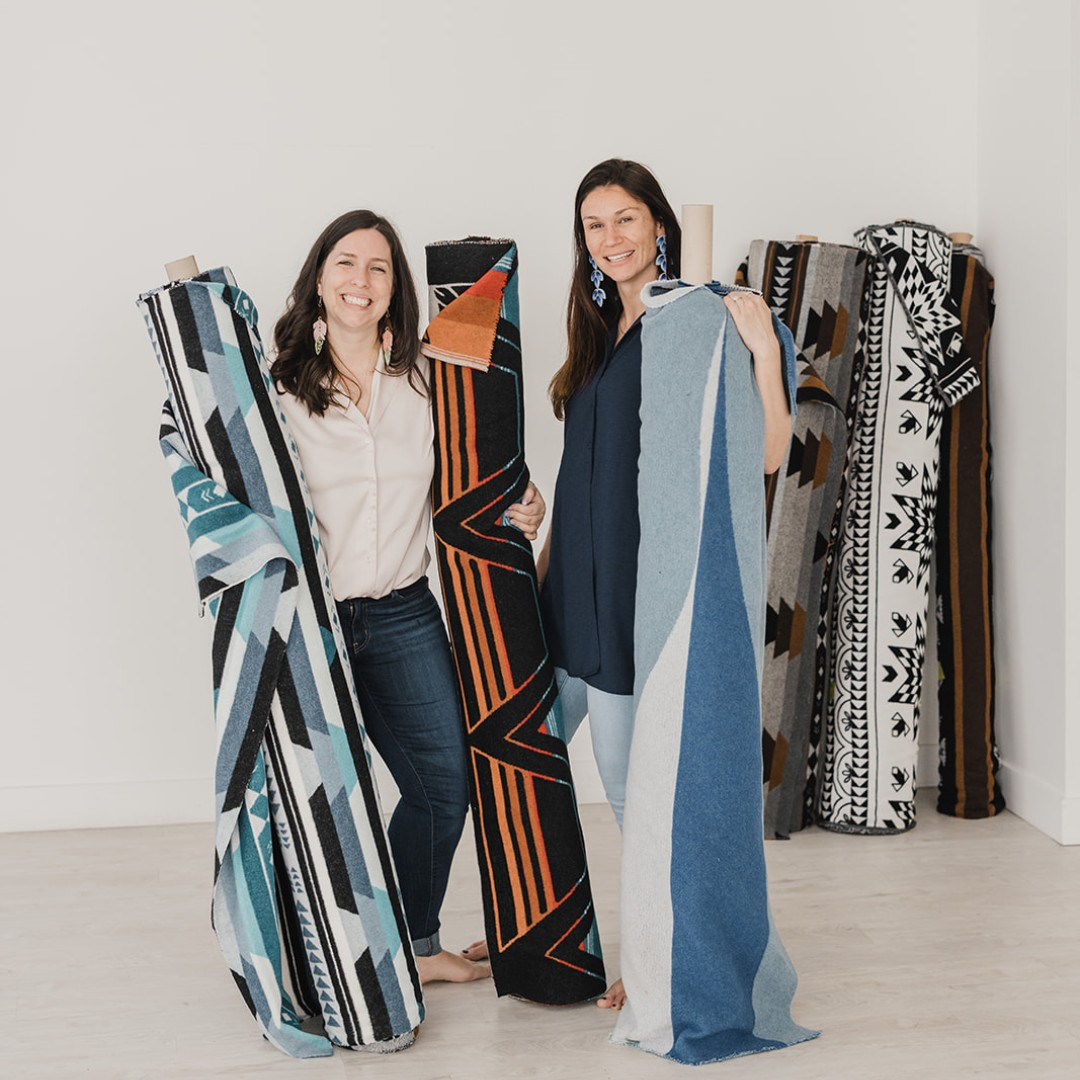 Nibi Reversible Blanket