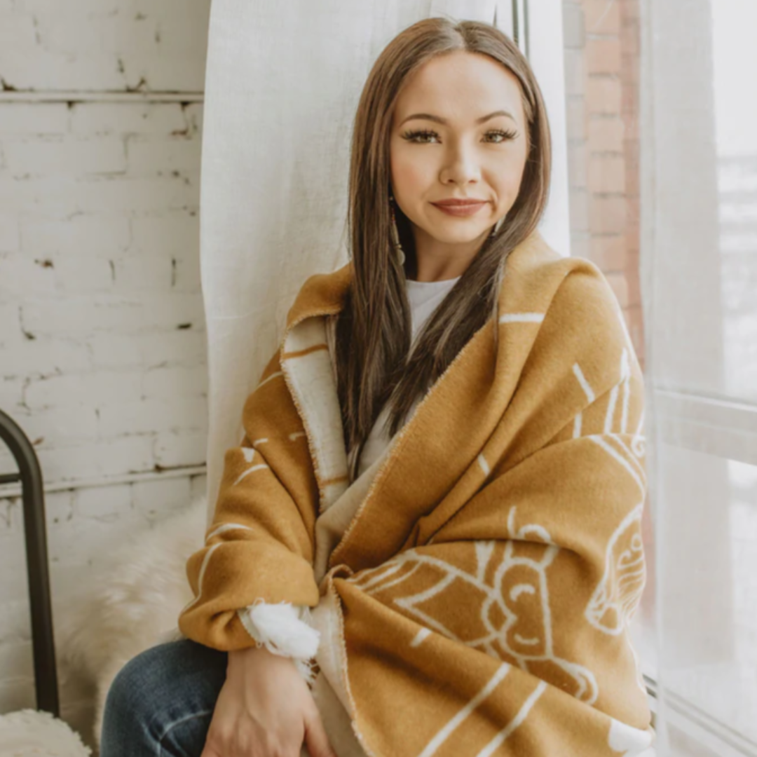 Miel Reversible Blanket Over Woman