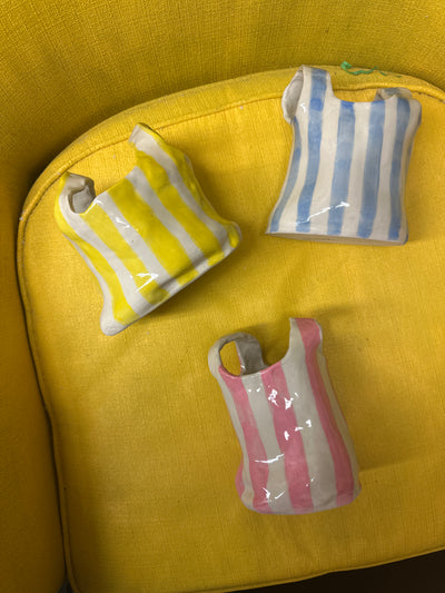Shopping Bag Vase (assorted)