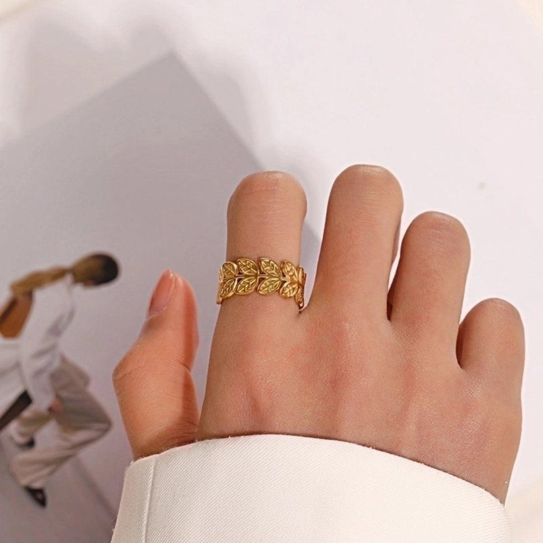 Adjustable Leaf Ring