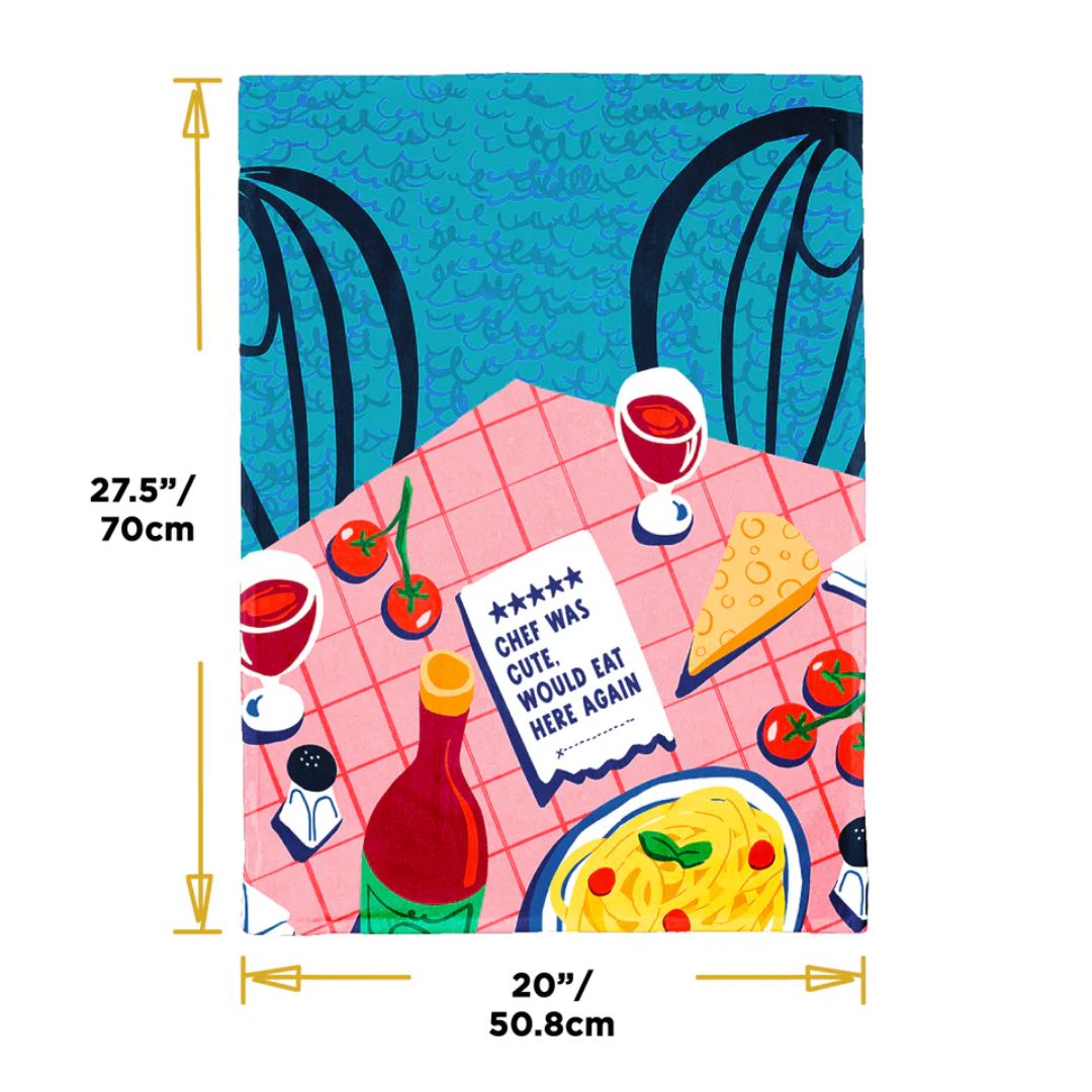 Illustration of a table setting with food and drinks, dimensions displayed.