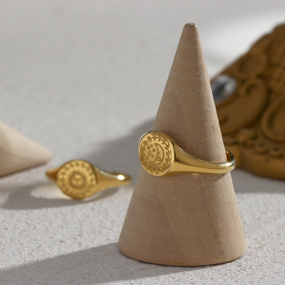 Engraved Star Moon Ring