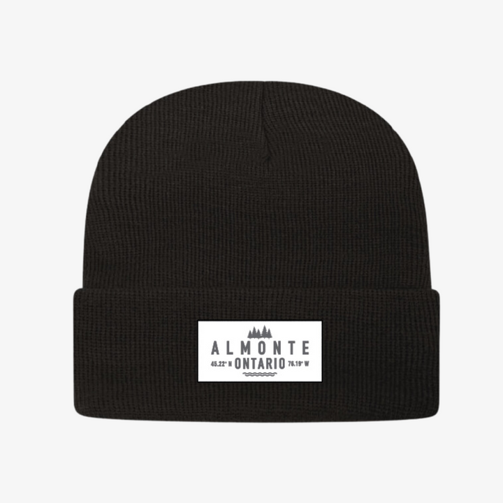 Almonte Toque / Black