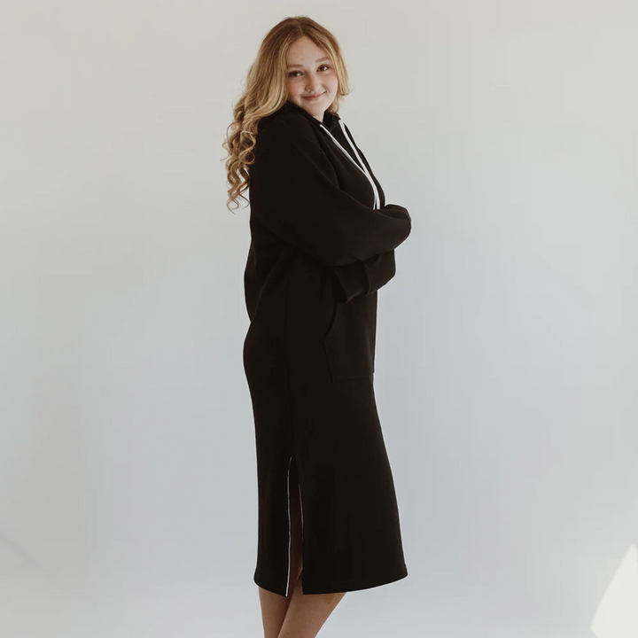 Classic Cottage Sweater | Black