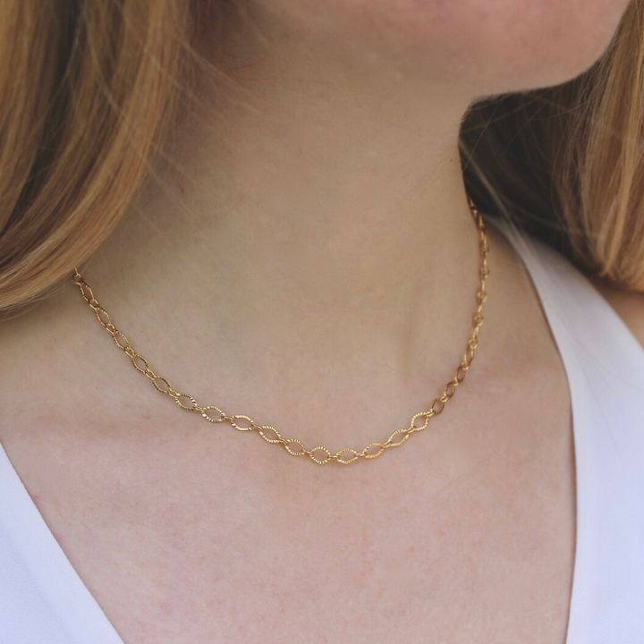 Bevelled Oval Chain Necklace
