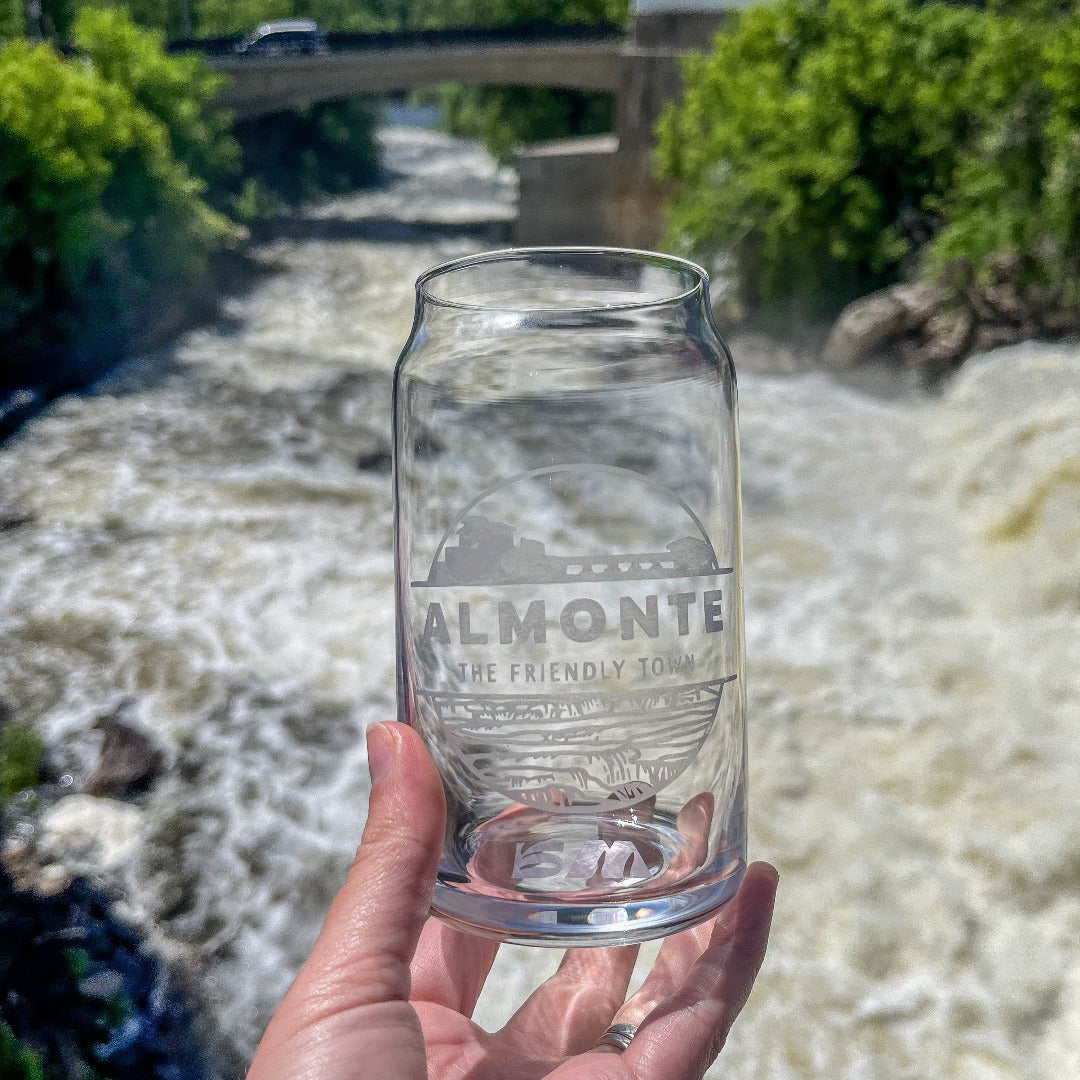 Almonte Waterfall Can Glass