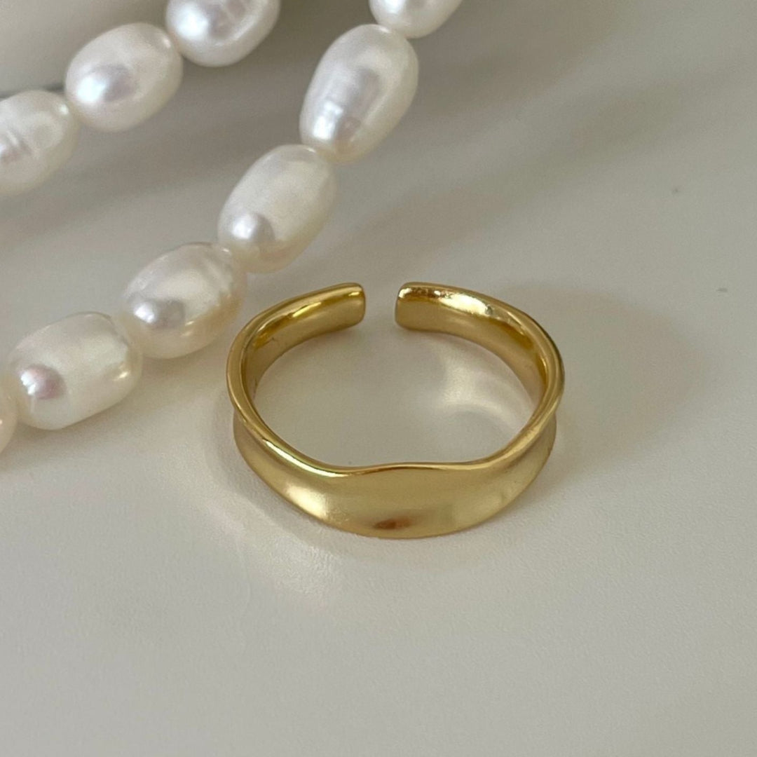 Luxury Wave Ring