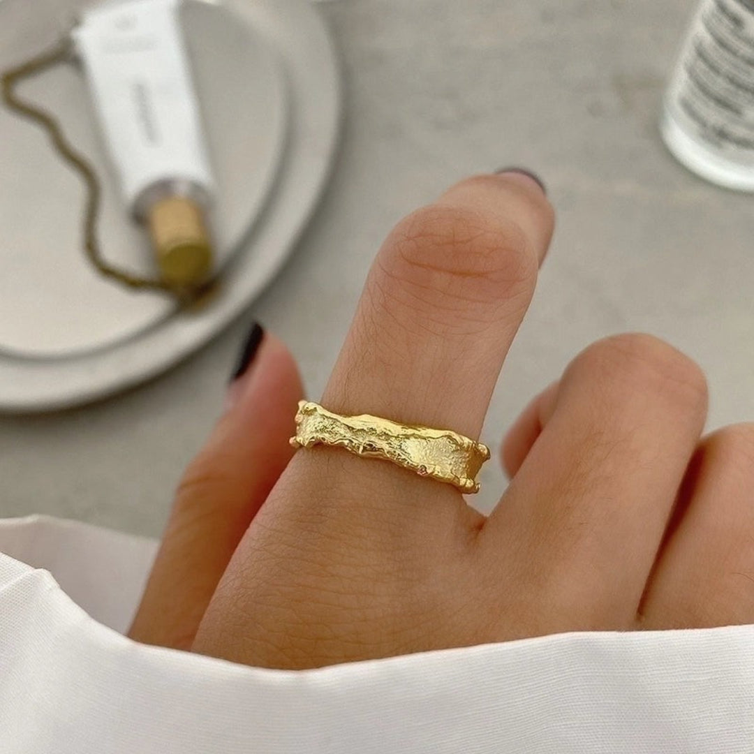 Organic Fold Ring