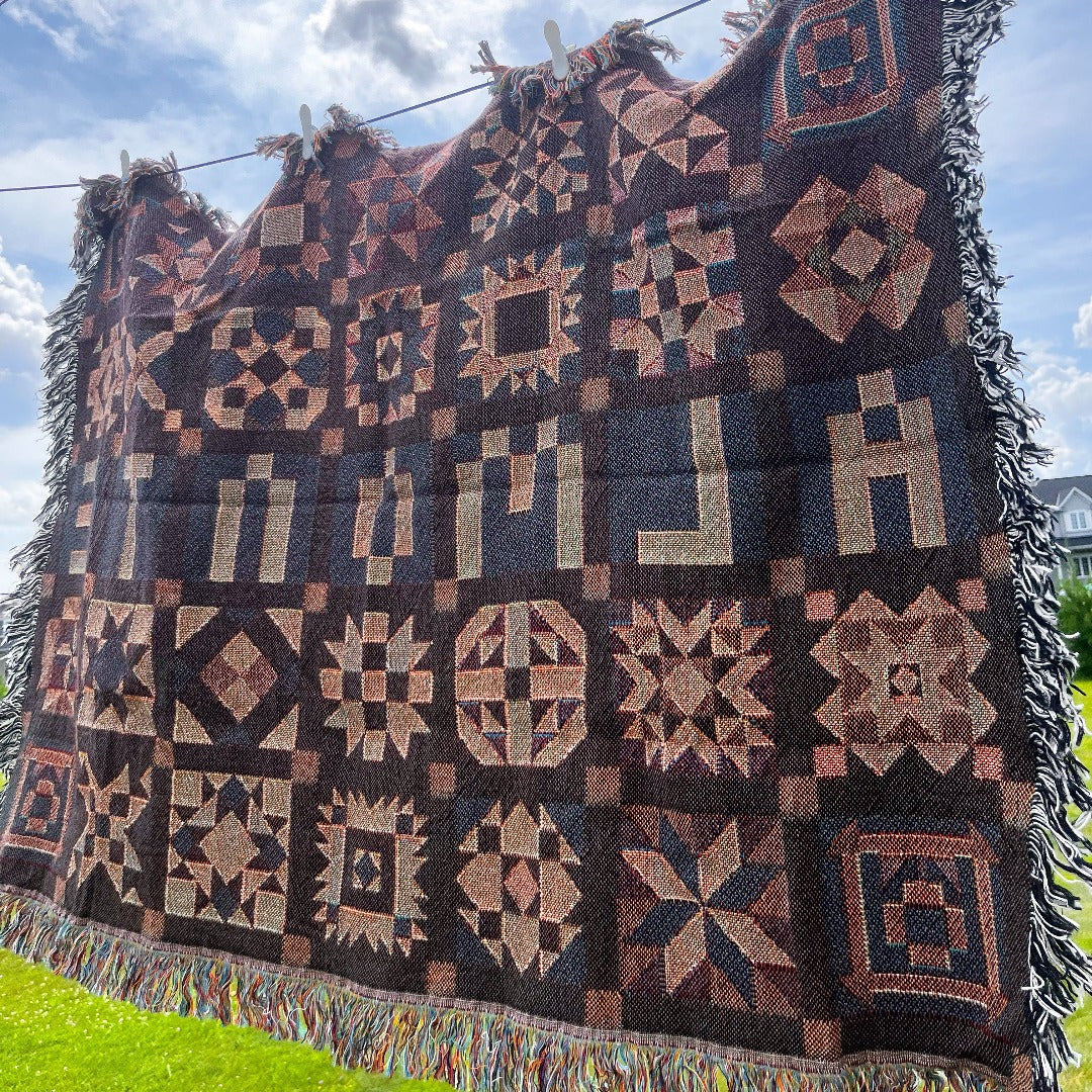 Blue Almonte Quilt Blanket