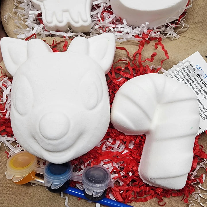 Reindeer Bath Bombs Paint Kit